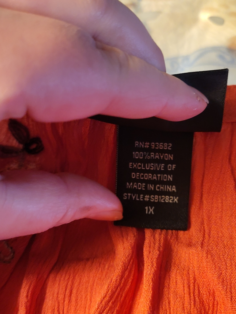 Women’s Coral Embroidered Button-Front Blouse - Picture 4 of 6